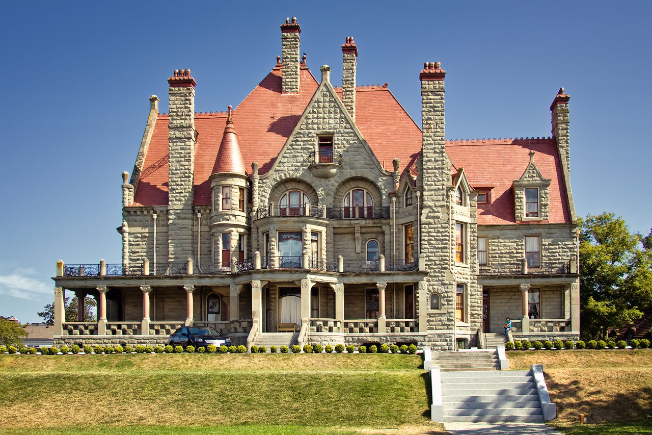 Craigdarroch_Castle 1890.jpg