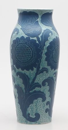 d7a0be5c9485ae68e18fc8355b59ea1d--sgraffito-ceramic-sculptures.jpg