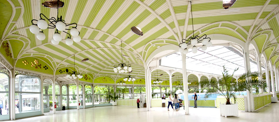 Destination-Vichy-hall-des-sources.jpg