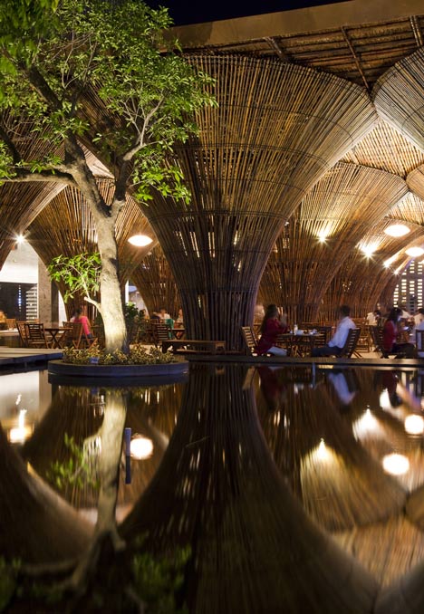 dezeen_Kontum-Indochine-Cafe-by-Vo-Trong-Nghia-Architects_10.jpg