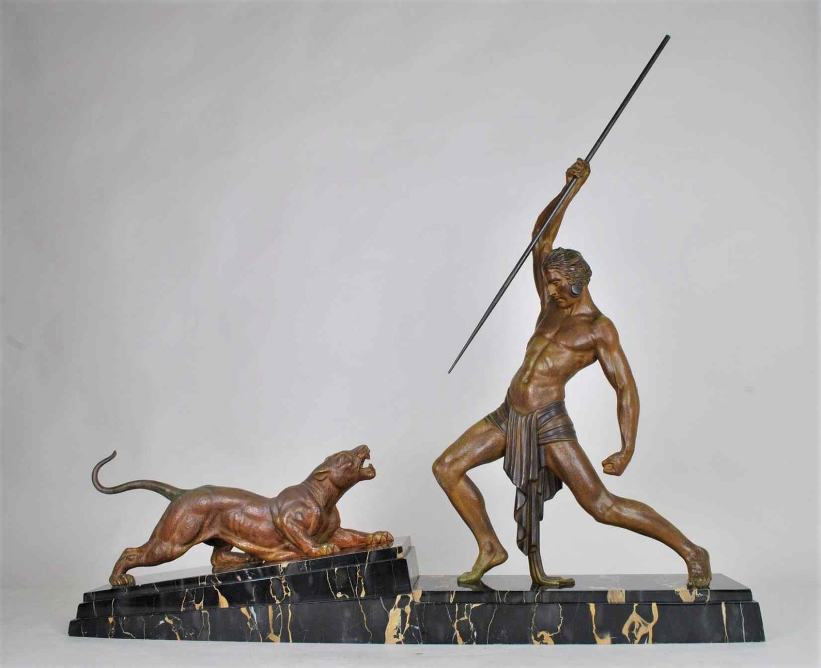 dh-chiparus-chasseur-de-panthere-sculpture-signee-art-dec-844153-24676.jpg
