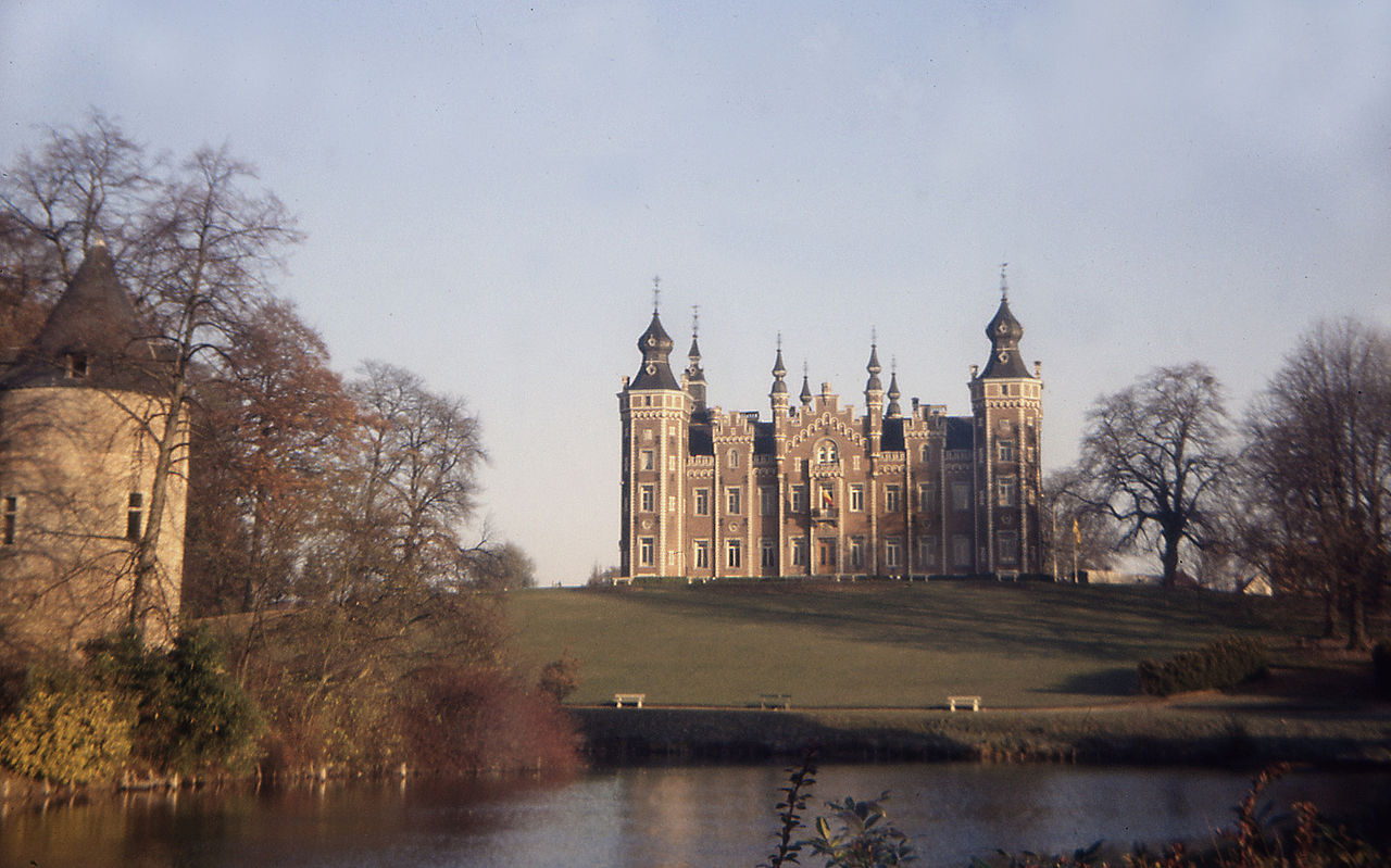Dilbeek_town_house_0001.jpg