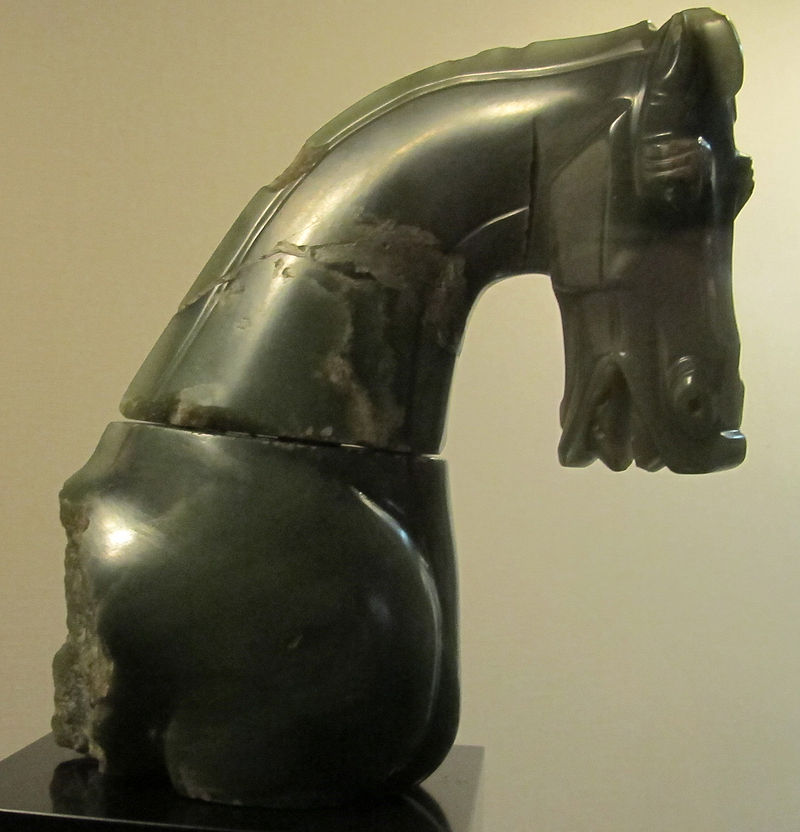 Dinastia_eastern_han,_testa_di_cavallo,_25-220.JPG