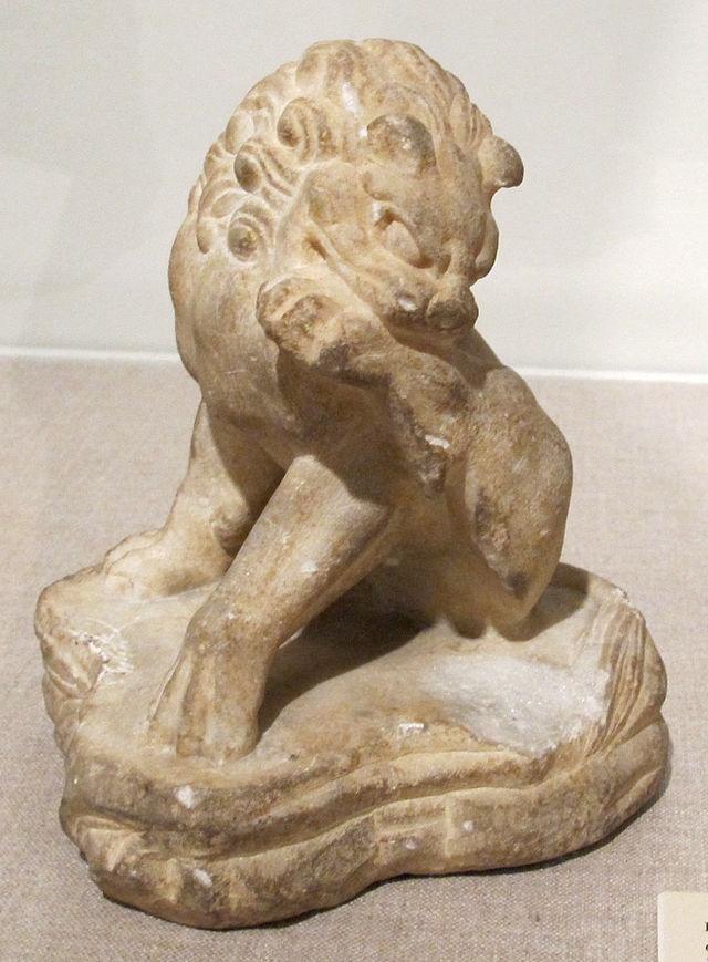 Dinastia_tang,_leone,_618-907_ca..JPG