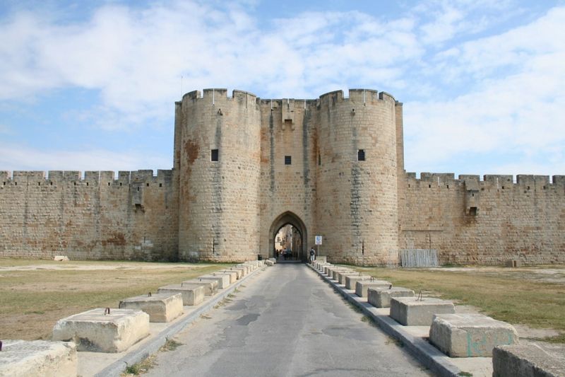 dlyakota.ru_puteshestvie_krepost-eg-mort-forteresse-de-aigues-mortes_3.jpg