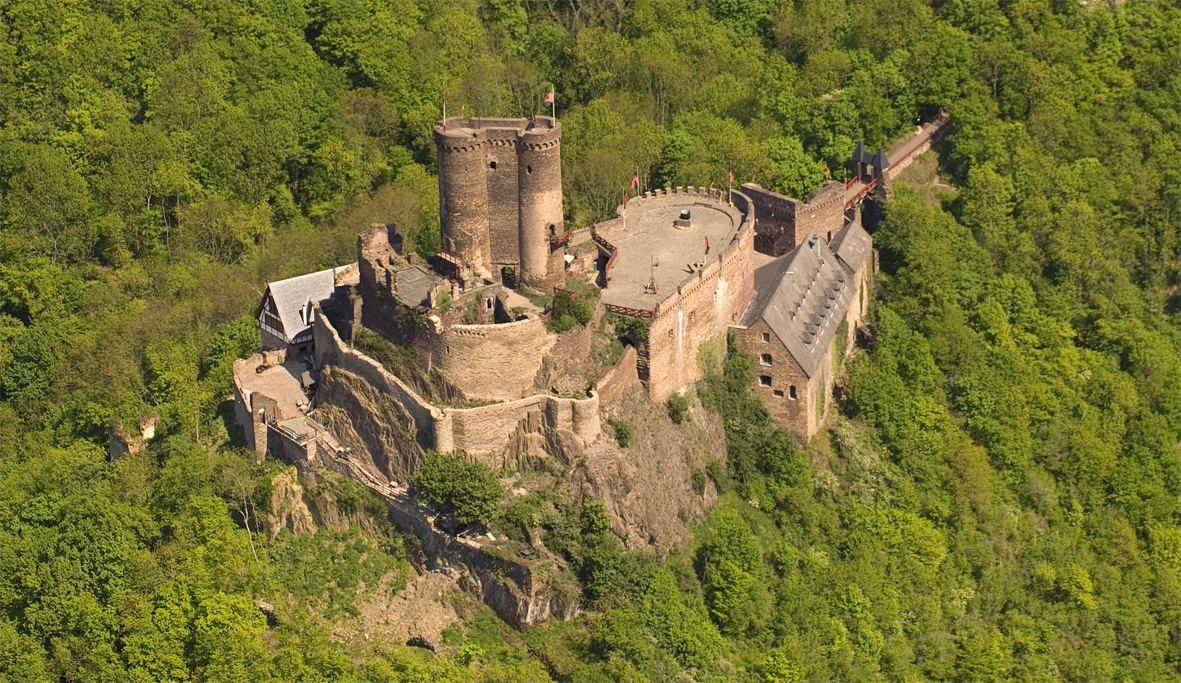Ehrenburg_aus_der_Vogelperspektive.jpg