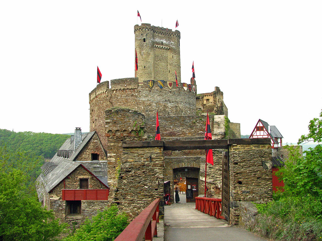 Ehrenburg_Mai.jpg