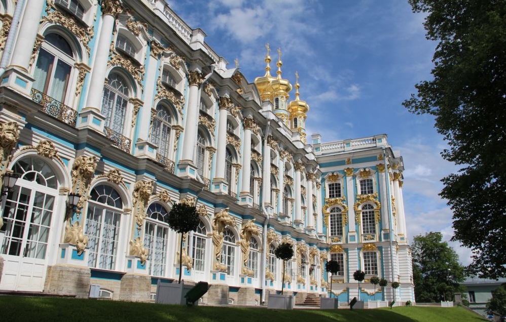 ekaterinskiy-dvorec-carskoe-selo-1.jpg
