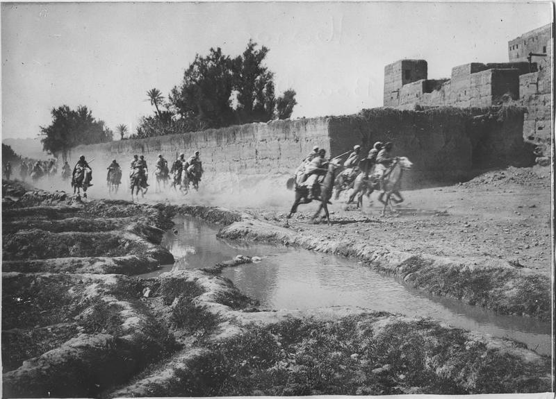 Environs_de_Bou-Denid,_groupe_de_partisans_-2.jpg