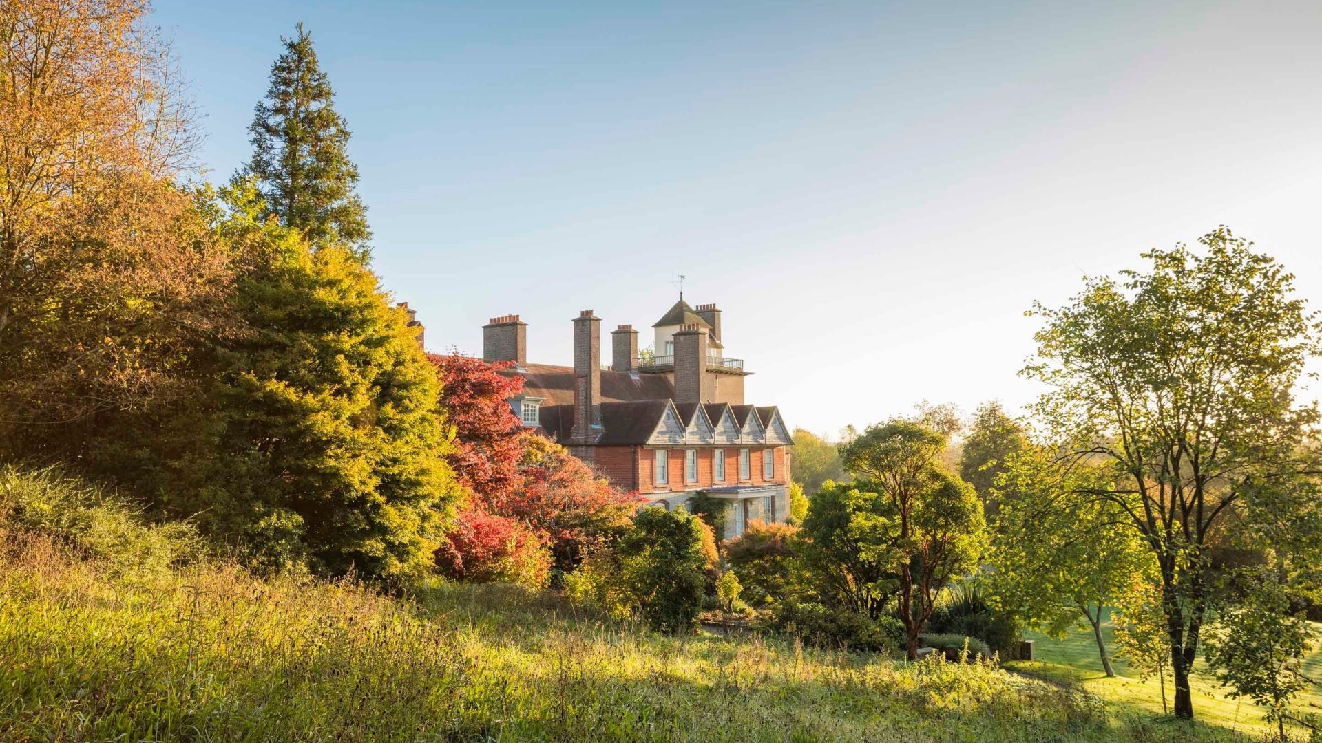 exterior-view-of-standen-house-sussex-1359145.jpg