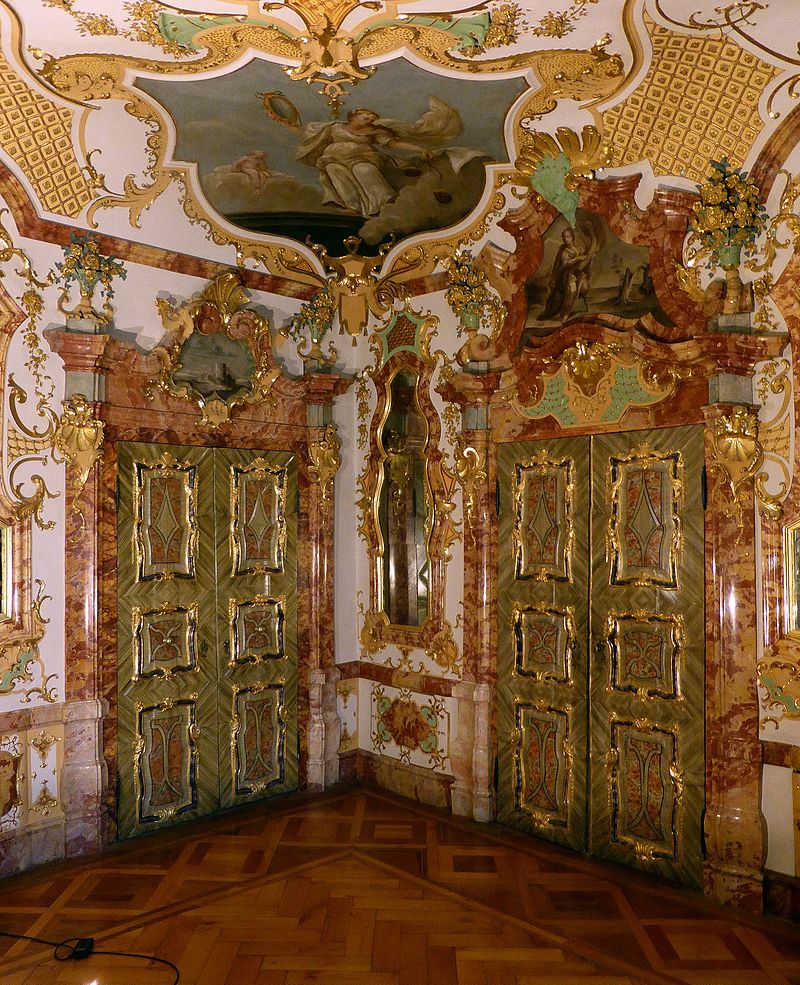Fürstäbtliche_Residenz,_Türen_(5).jpg