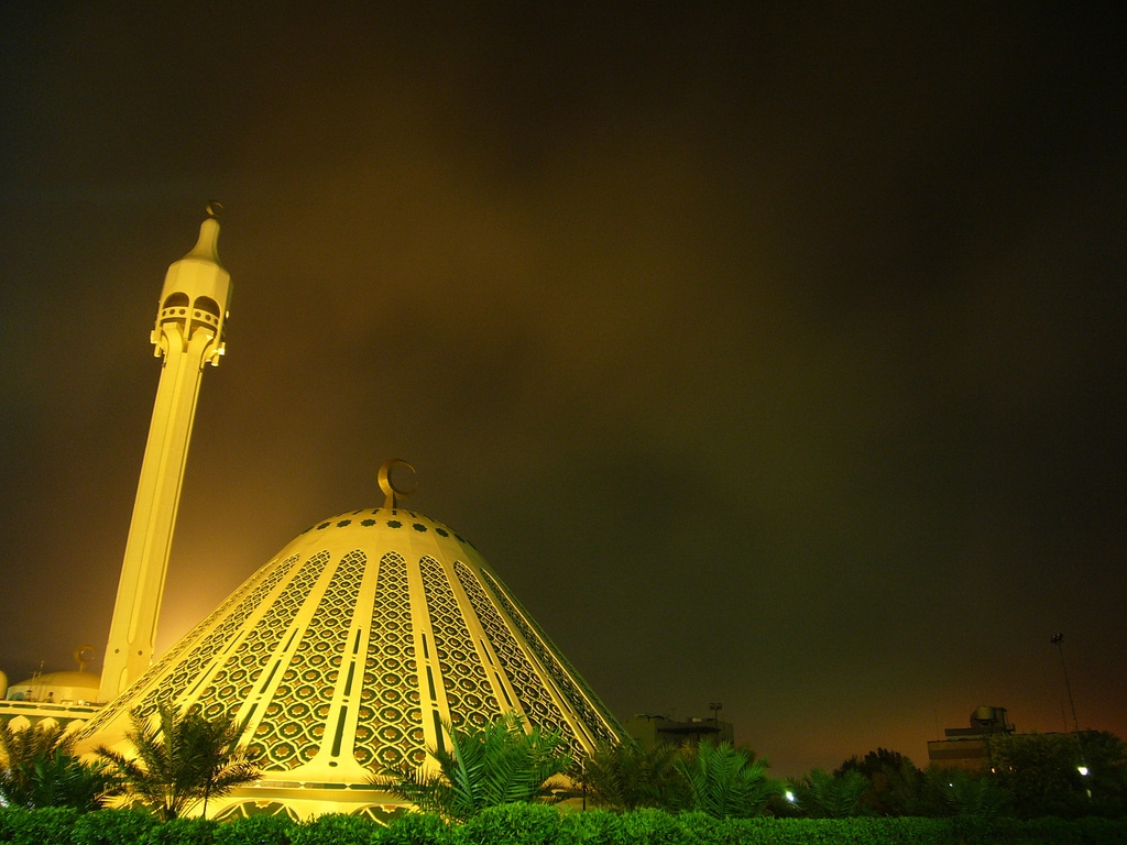 Fatma Mosque in Kuwait.jpg