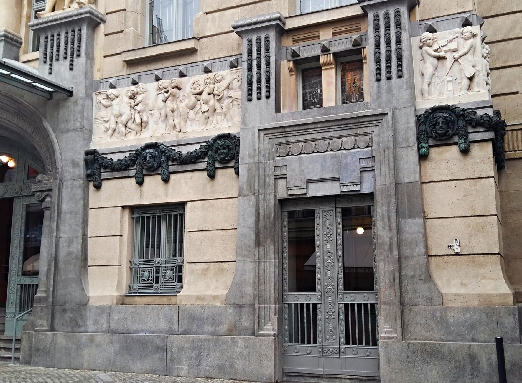 ferenc_liszt_academy_of_music-3.jpg