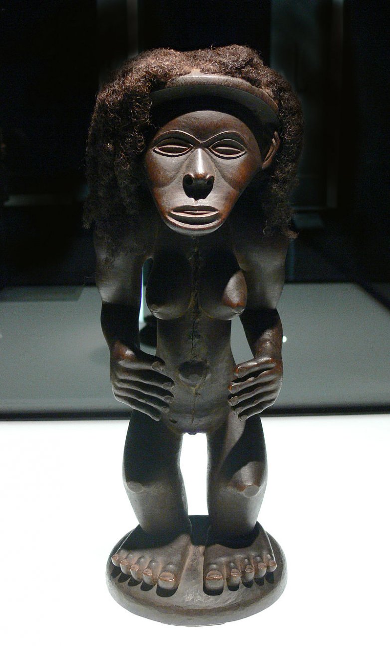 Figur_Chokwe_EthnM_IIIC2969.jpg