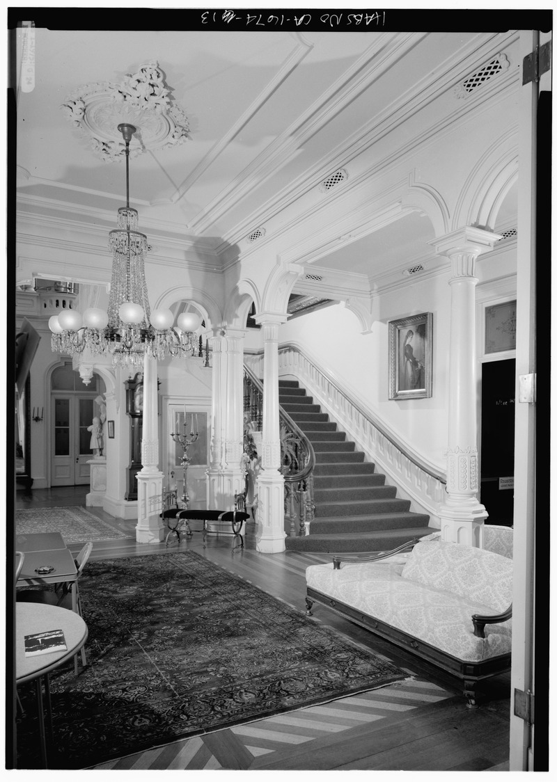 FIRST_FLOOR,_VESTIBULE_AND_STAIRWAY_-_Ralston_Hall,_Ral.jpg