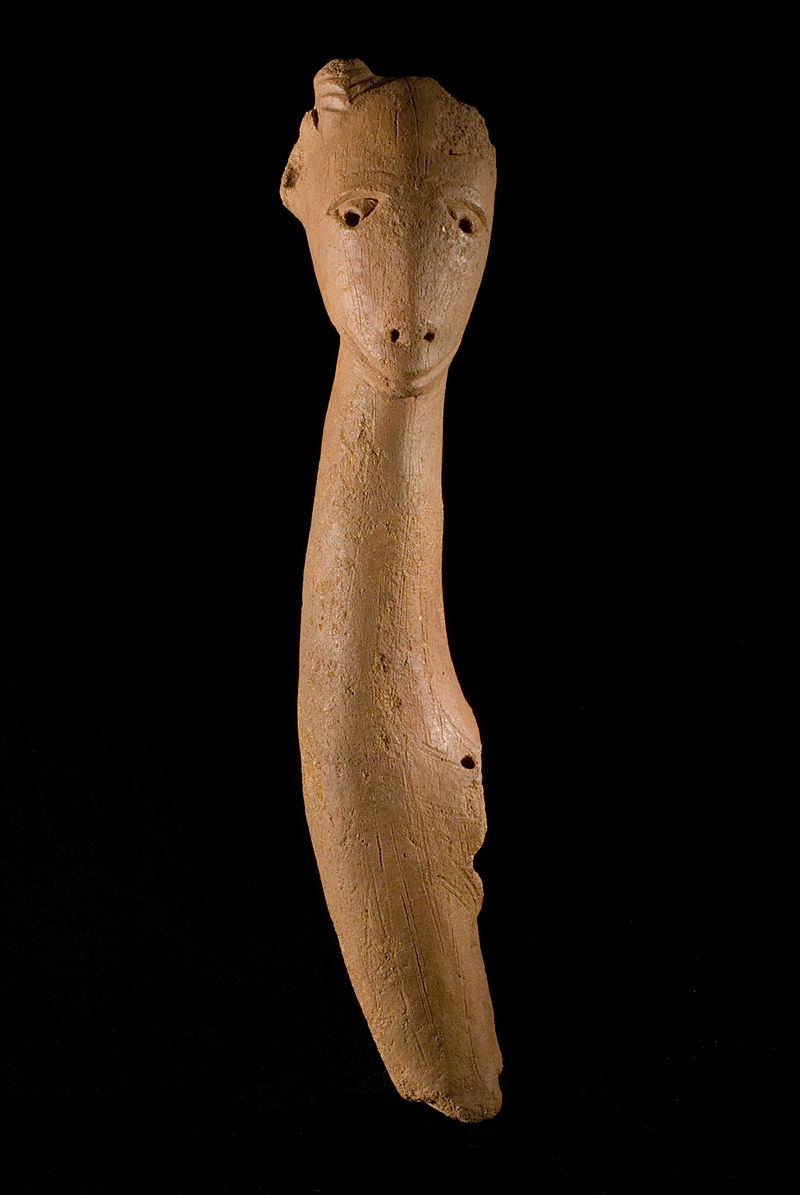 Fragmento_de_jirafa._Cultura_Nok._Nigeria._Siglo_V_a.C._–_siglo_V_a.C.jpg