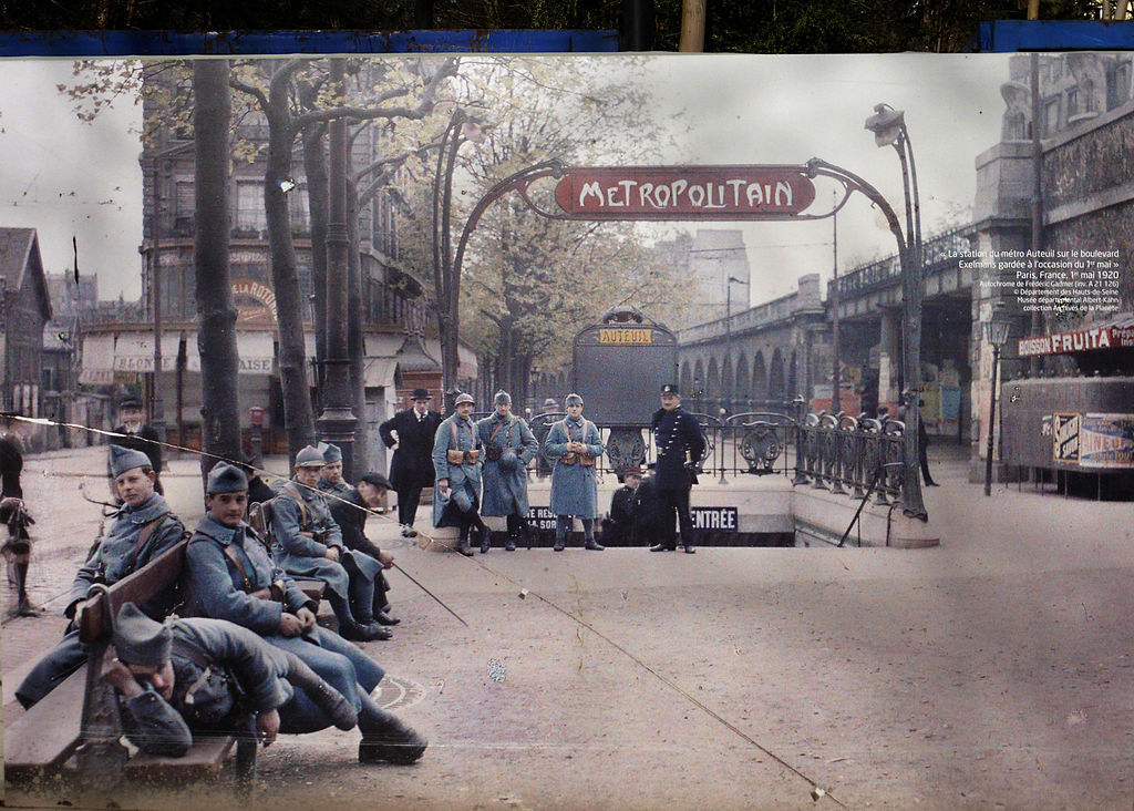 France_Paris_Metro_Auteuil_Boulevard_Excelmans_1920_autochrome_Poster.JPG