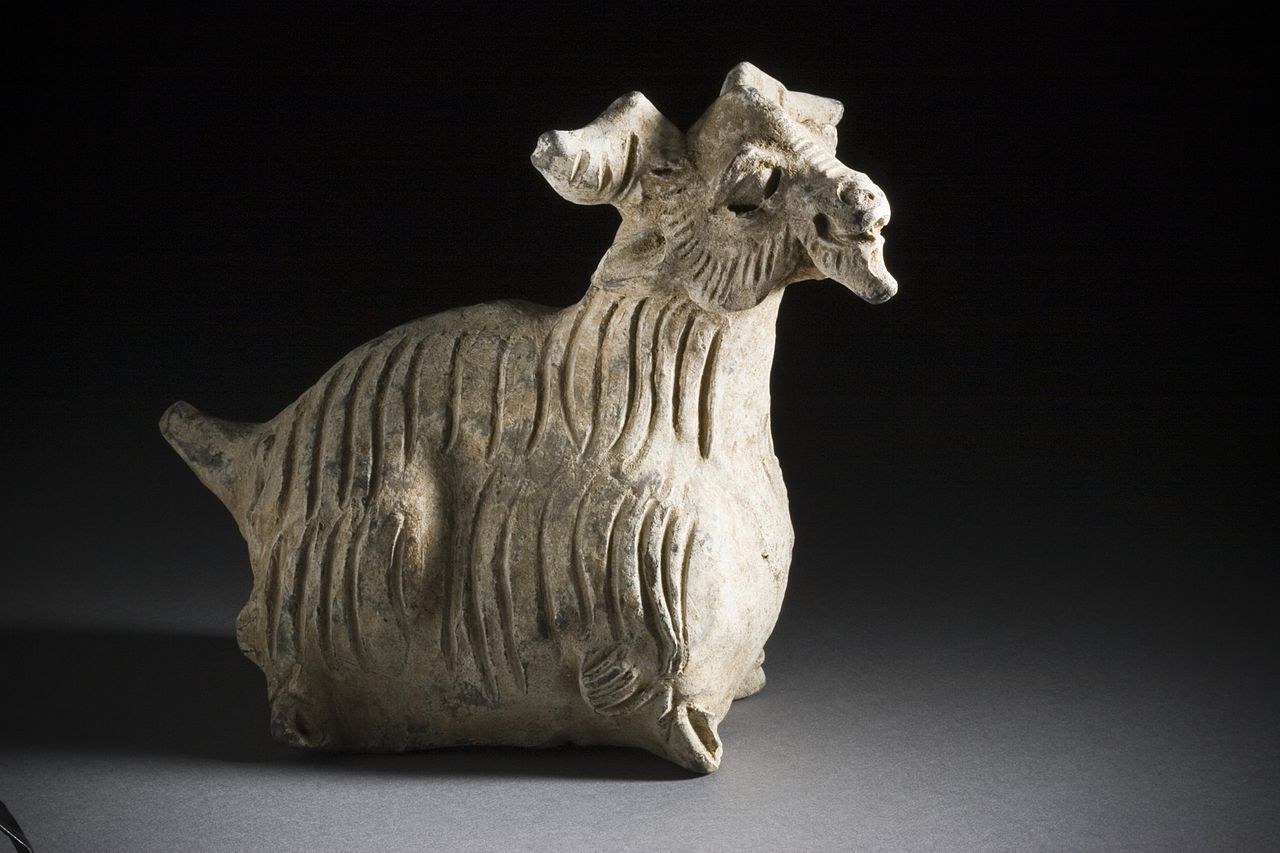 Funerary_Sculpture_of_the_Animals_of_the_Twelve-Year_Chinese_Zodiac_.jpg