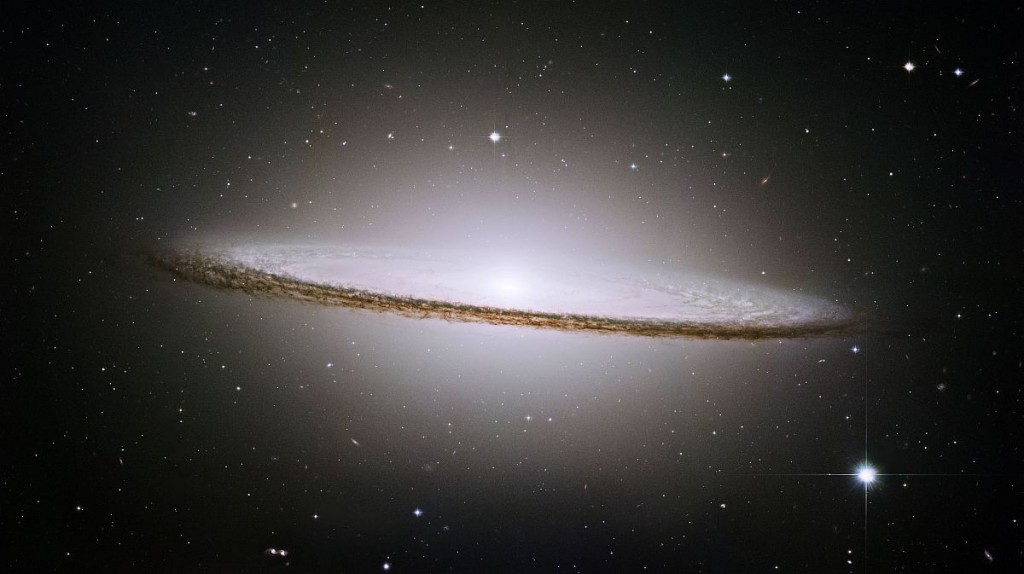 Galaktika-Sombrero-snimok-teleskopa-Habbl-1024x574.jpg