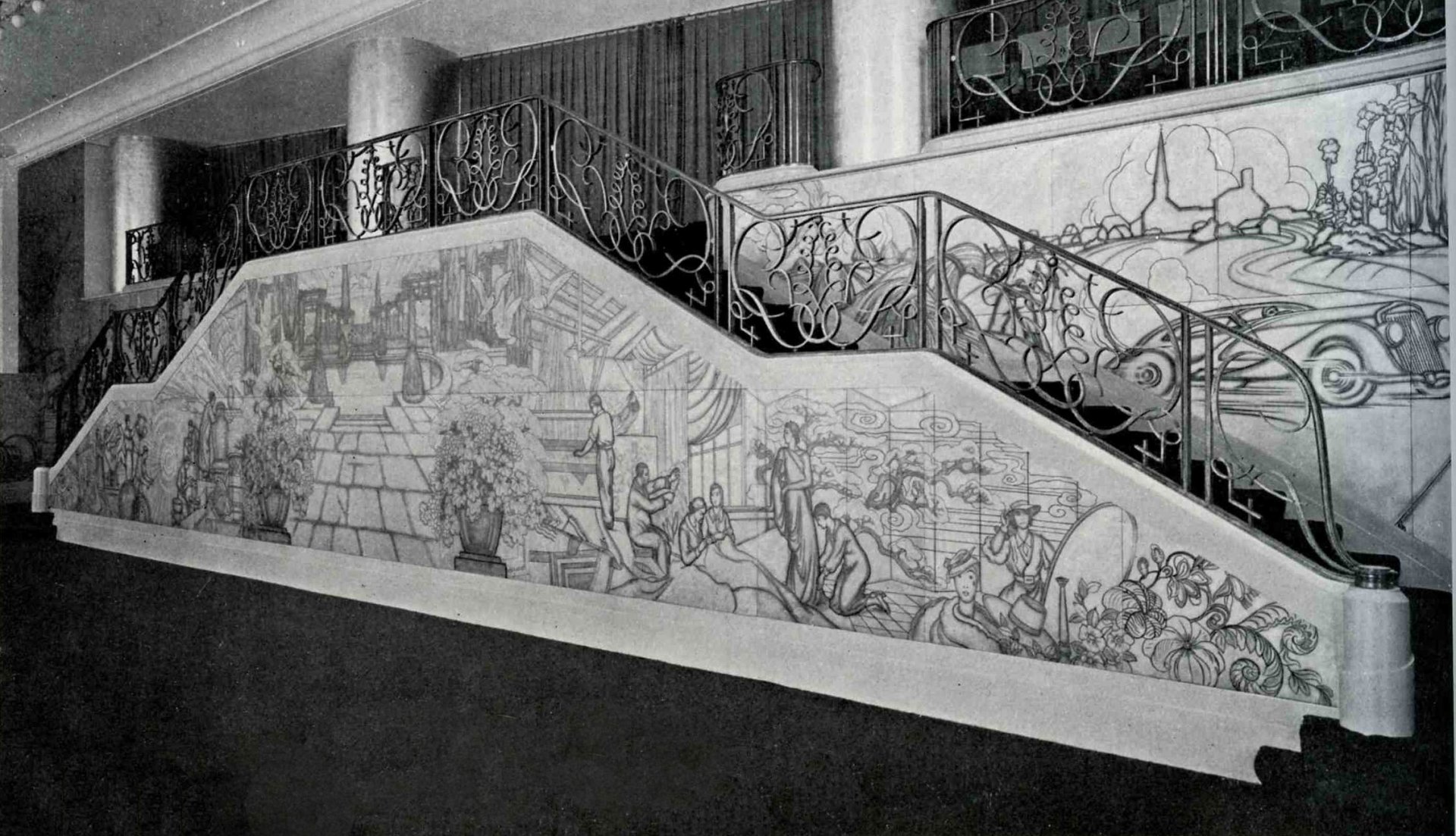 Gaston_Suisse_fronton_de_l'escalier_d'honneur.jpg