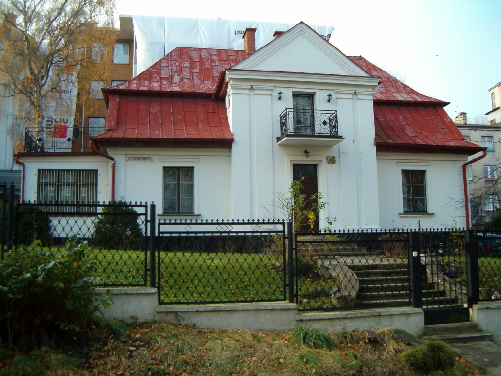 Gdynia,_willa_Poznanianka.jpg