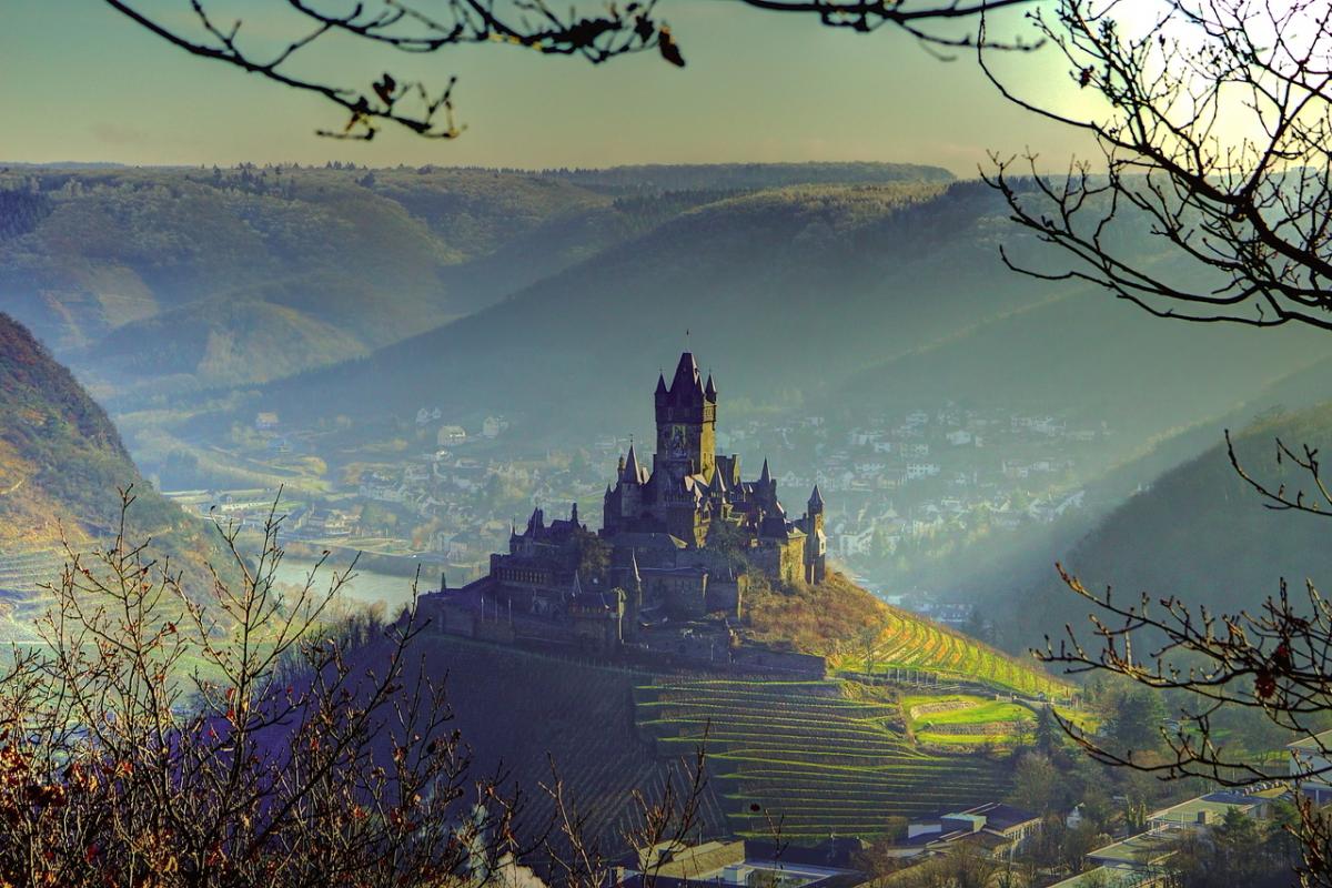 germaniya._kohem._zamok_rayhsburg-3.jpg