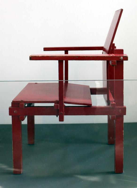 Gerrit_rietveld,_sedia,_1926,_01.jpg