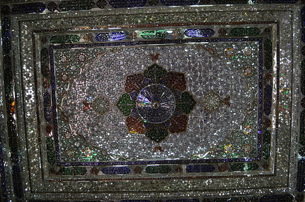 Ghavam_Garden_Darafsh_(36).JPG