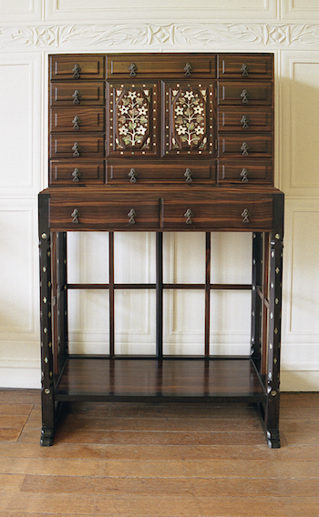 gimson-ebony.jpg