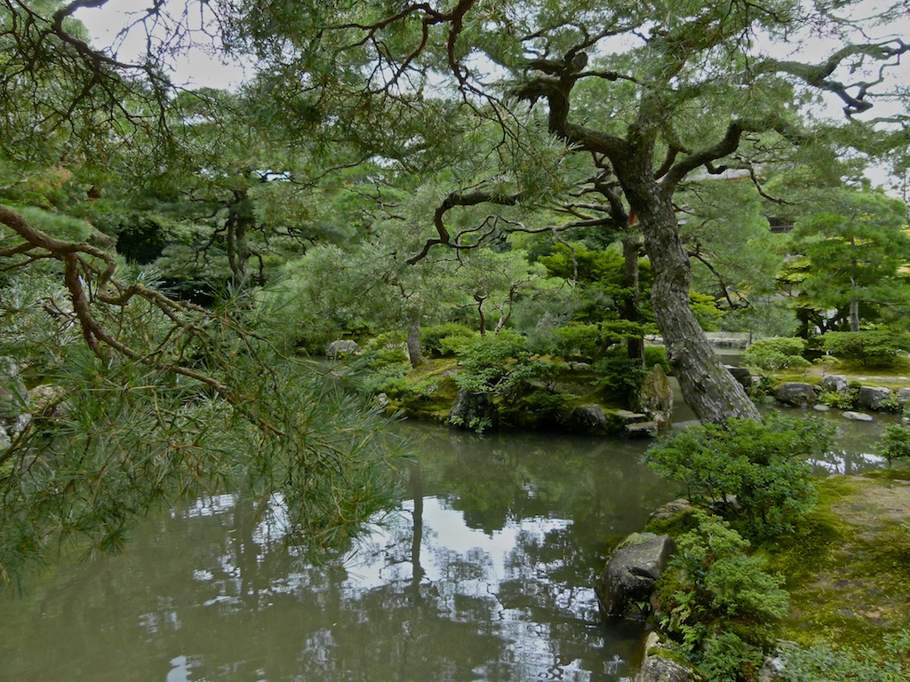 Ginkakuji,_Kyoto,_Kyoto_Prefecture,_Japan_-_panoramio_(3).jpg