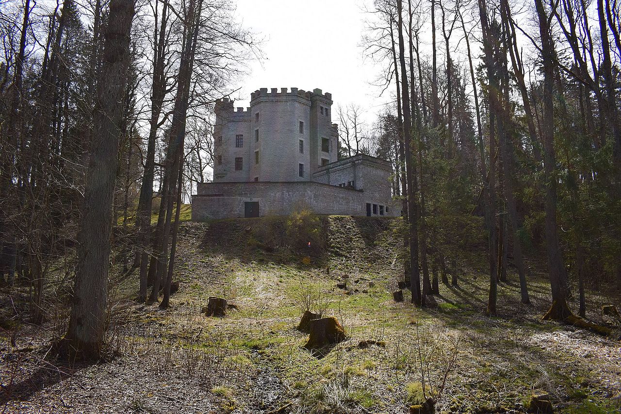 Glehn's_Castle_02.jpg