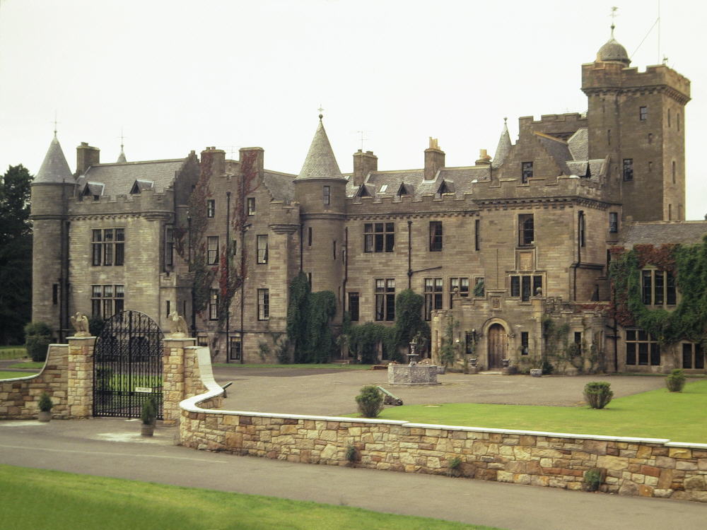 Glenapp CastleA_country_house_in_Scotland_1.JPG