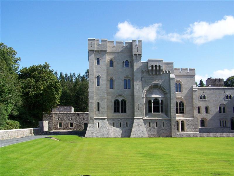 Gosford_Castle 1819-51.jpg