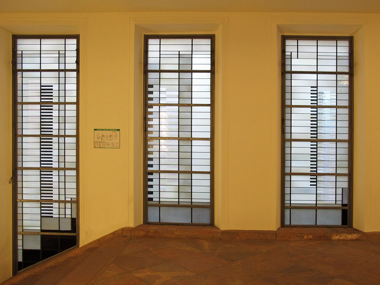 Grassimuseum,_scalone_02.JPG