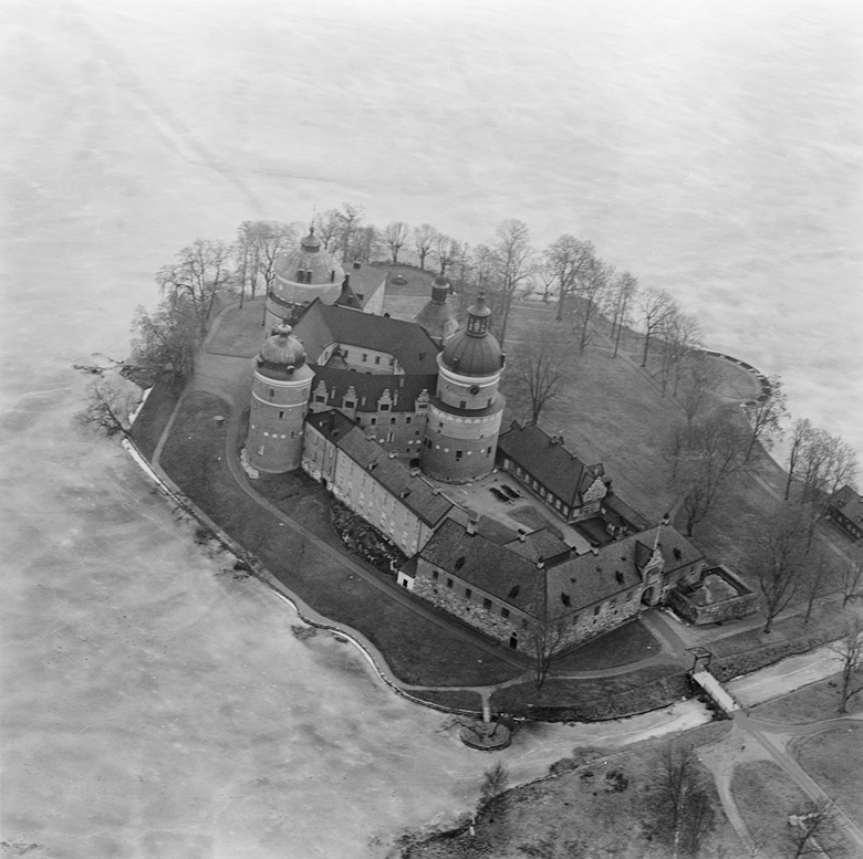 Gripsholms_slott_-_KMB_-_16001000531481.jpg