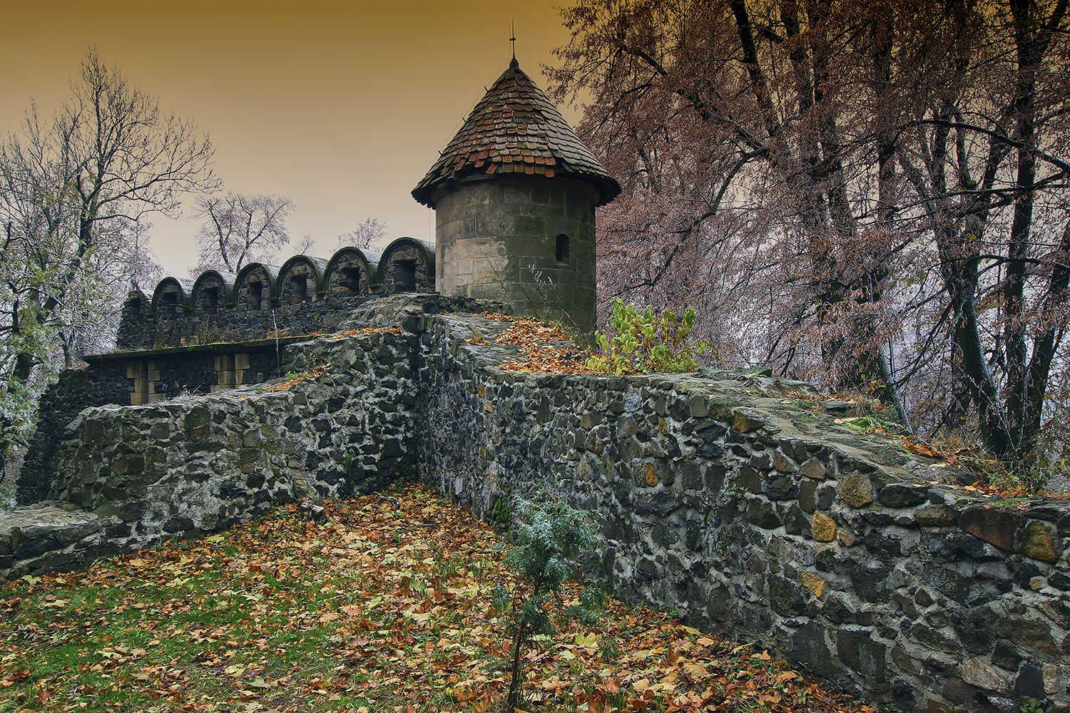 grodziec-castleb895efa118c0f4732f4c8bdb24b3f852.jpg
