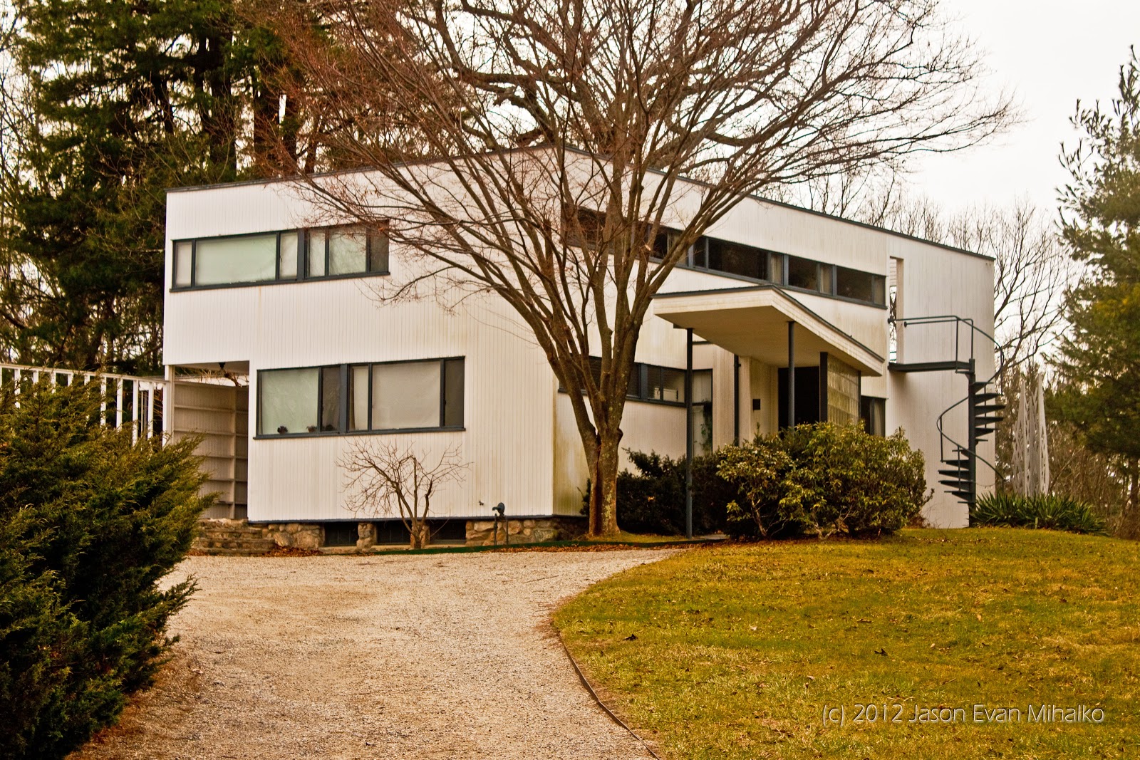 Gropius House copy.jpg