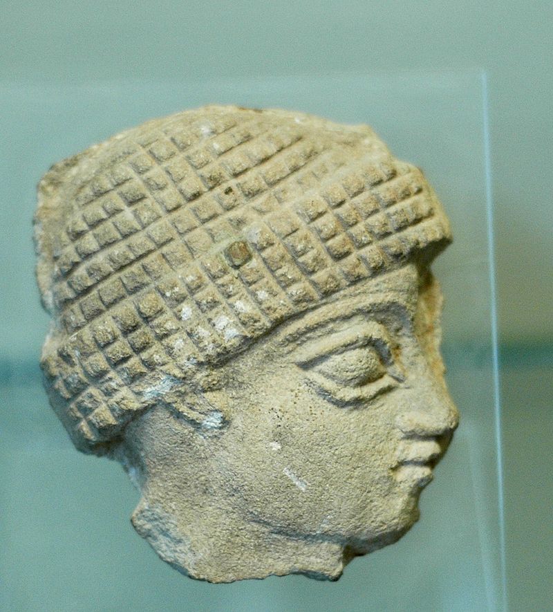 Gudea_stele_Louvre_AO4574bis.jpg