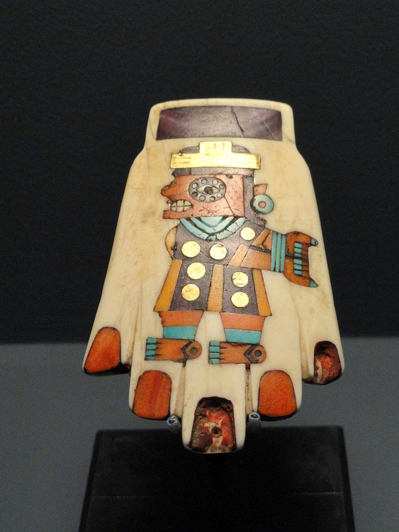 Hand_with_figure_of_captive,_Wari,_600-1100_AD,_.JPG