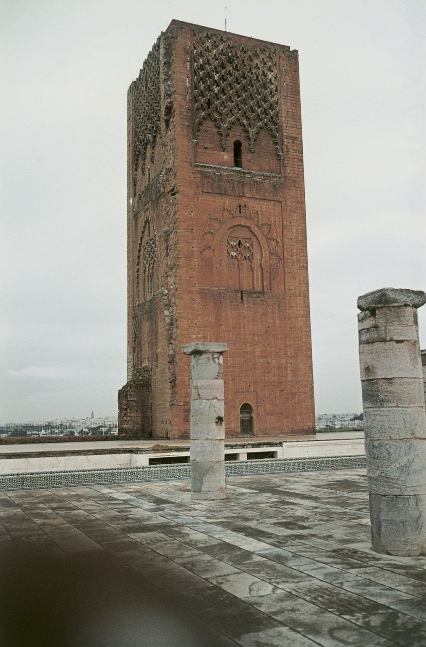 Hassan_moskeen_rabat марокко 1199.jpg
