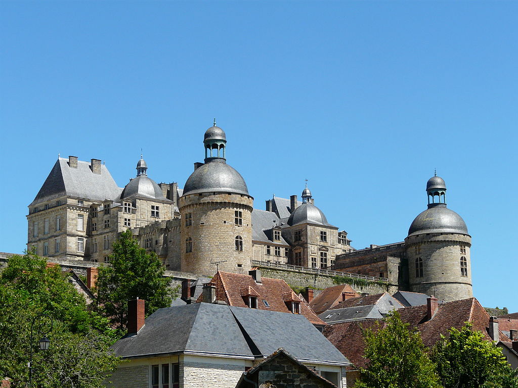 Hautefort_château.JPG