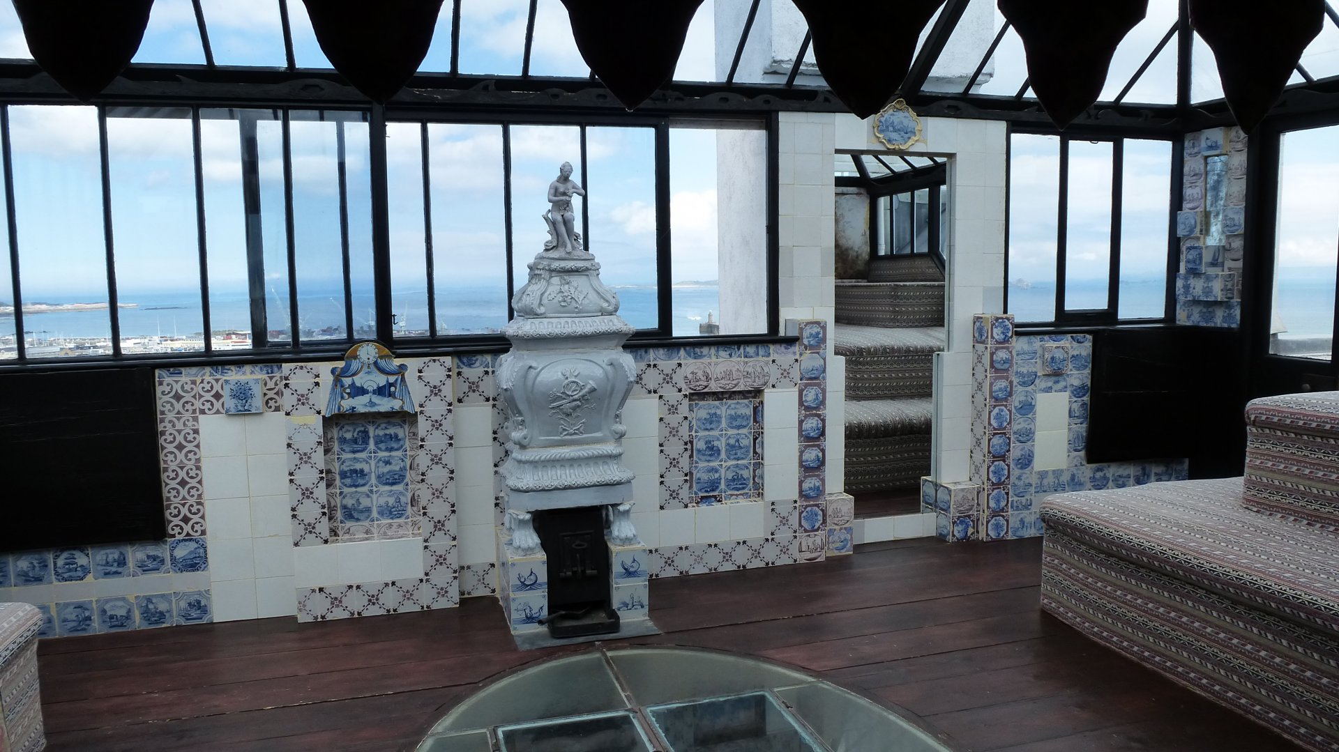 Hauteville_House_Lookout.jpg
