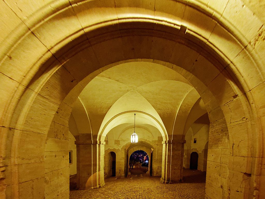 Hellenstein._Das_Torhaus.jpg