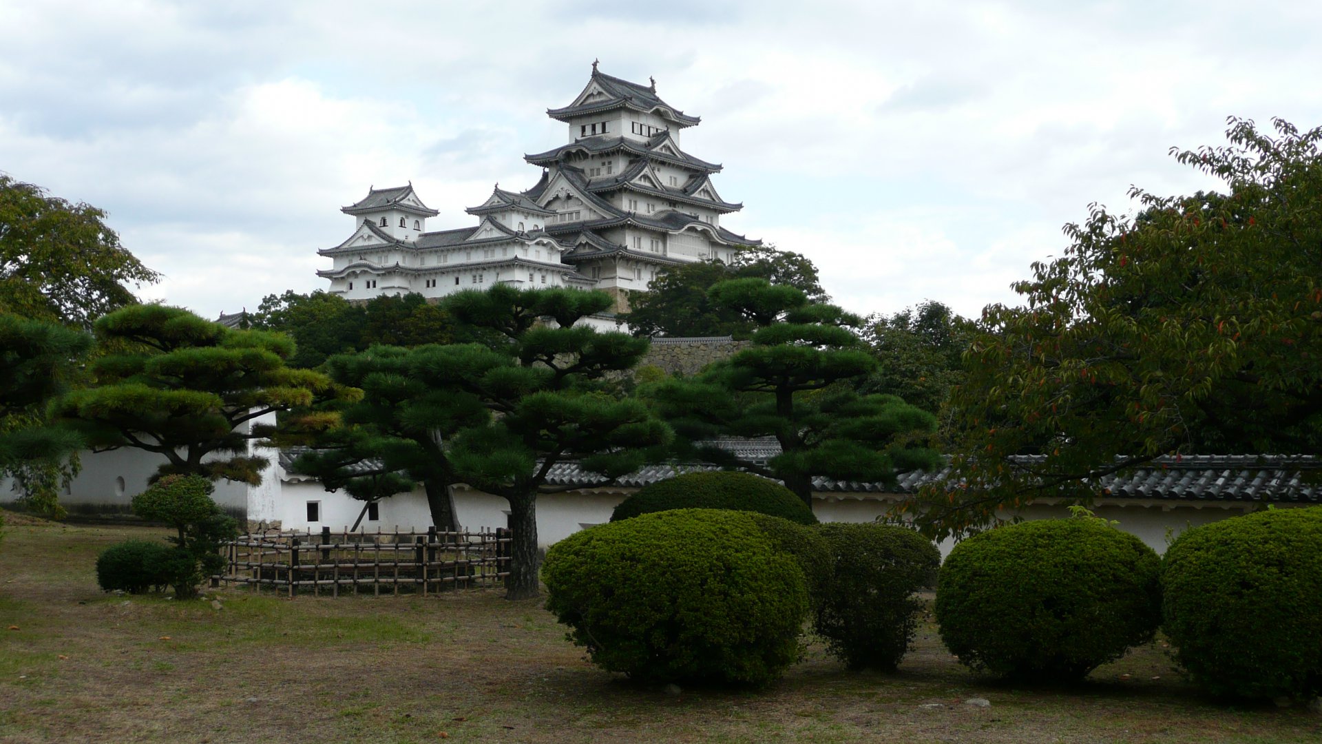 Himeji_Castle.jpg
