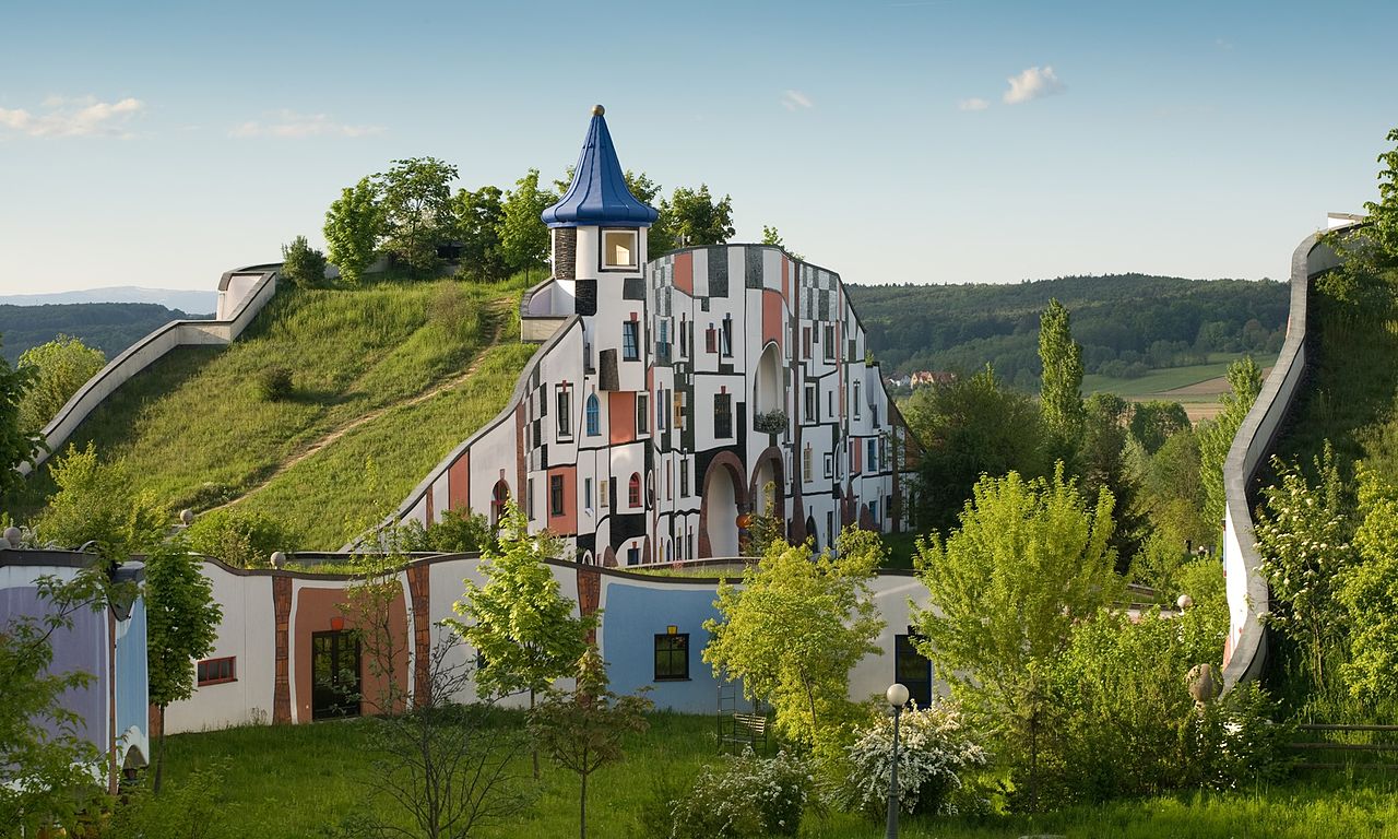 Hotel_Therme_Rogner_Bad_Blumau_Kunsthaus.jpg