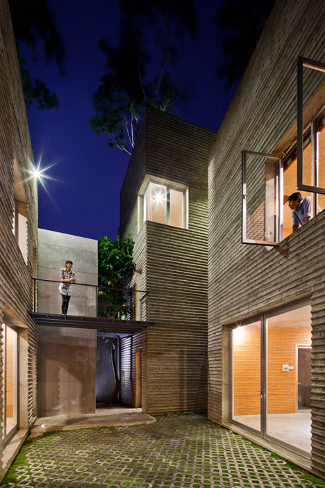 House-for-Trees-by-Vo-Trong-Nghia-Architects_dezeen_468_13.jpg