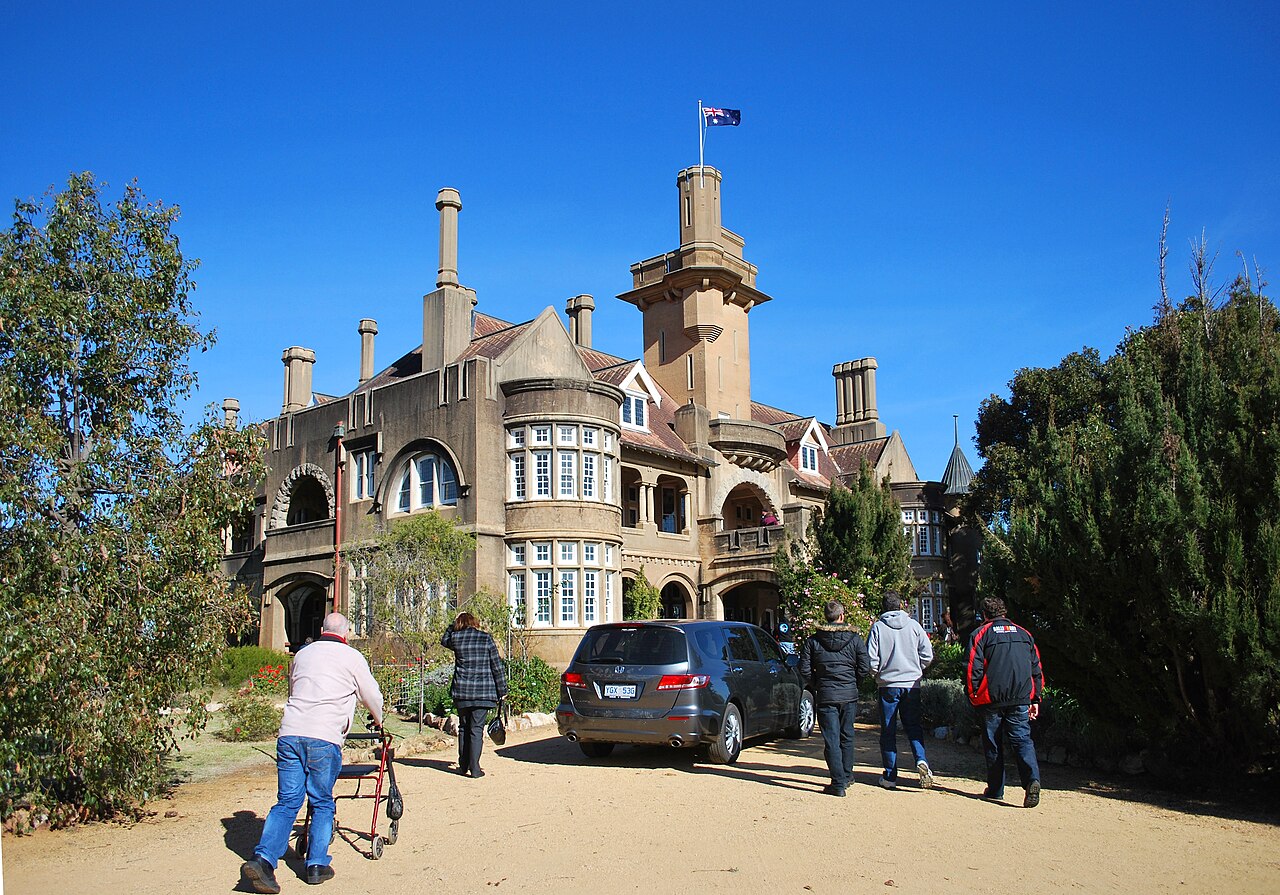 Iandra_Castle_001.JPG