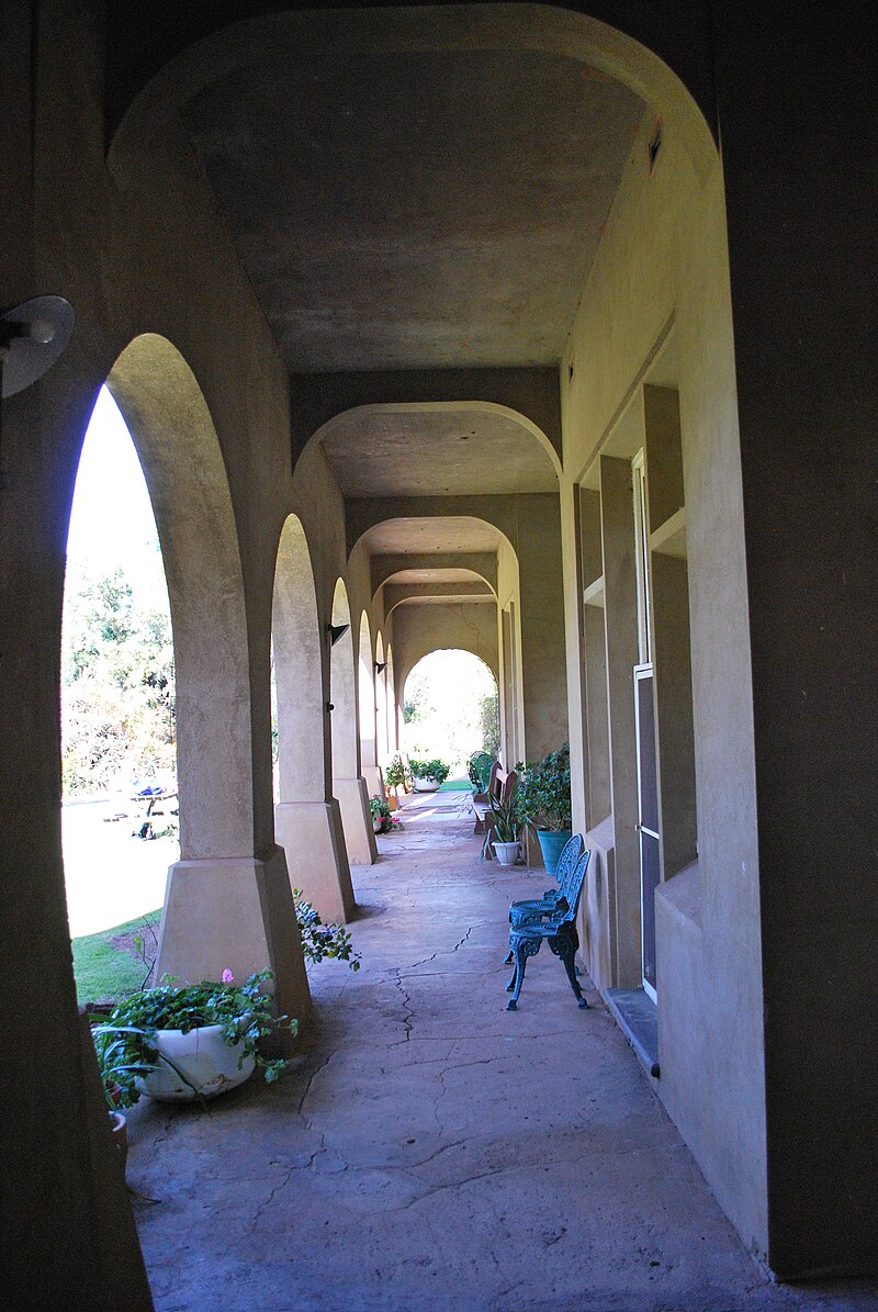 Iandra_Castle_009.JPG