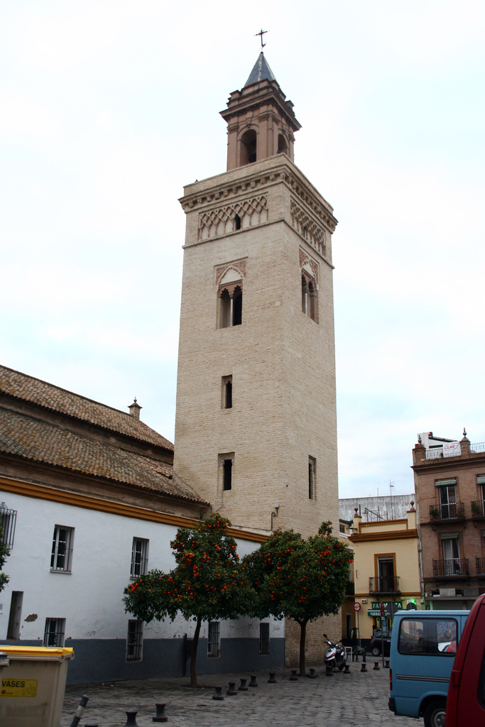 Iglesia_de_San_Marcos,_Sevilla 14d.JPG