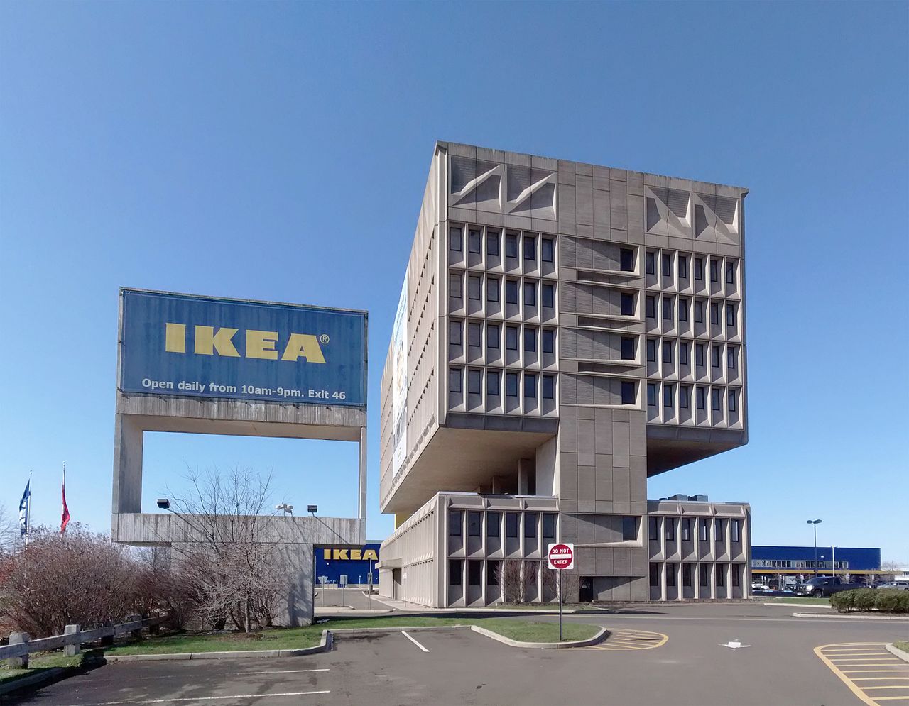IKEA-Pirelli-Building-New-Haven-Connecticut-04-2014.jpg